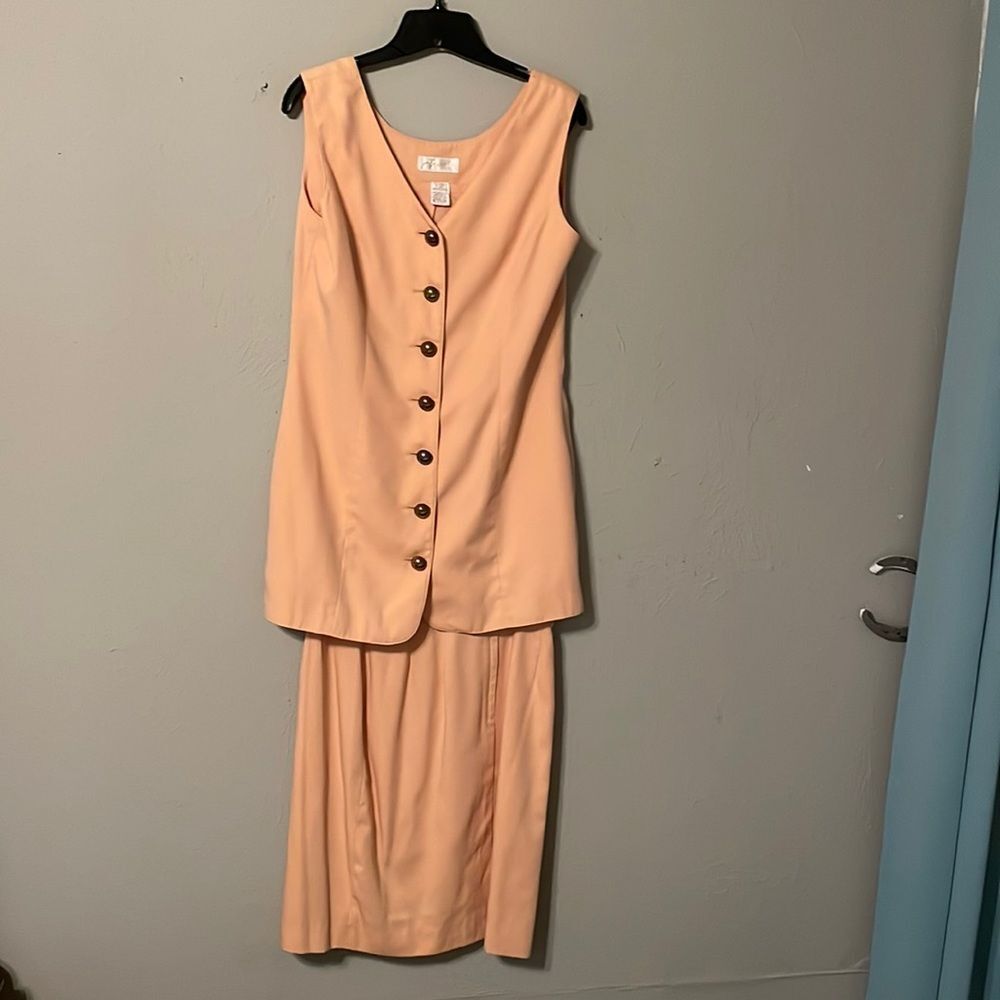 Vintage 1970/80s Peach Vest & Skirt Suit Set - fits like S